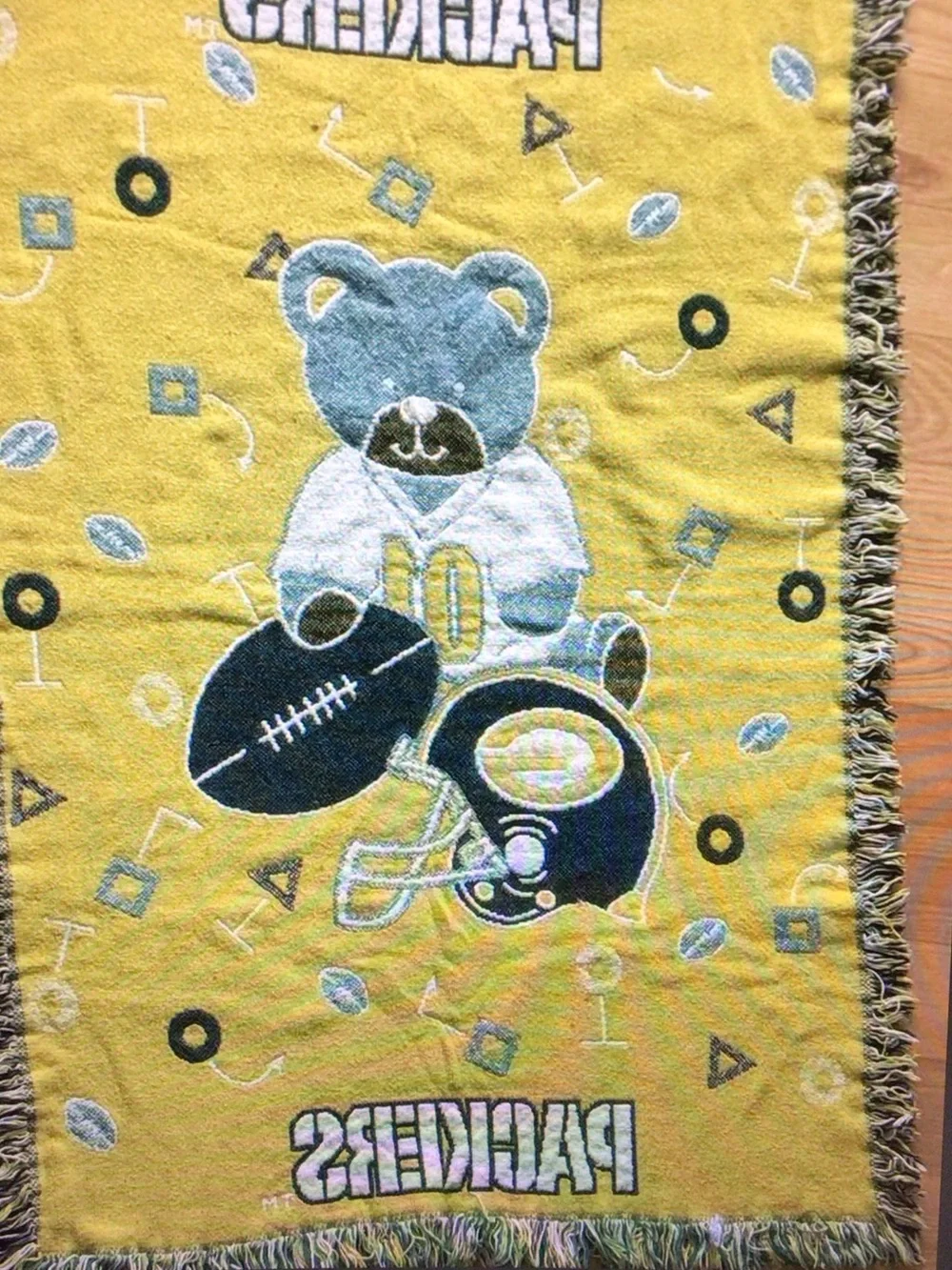 Teddy Bear Throw Blanket - White & Green